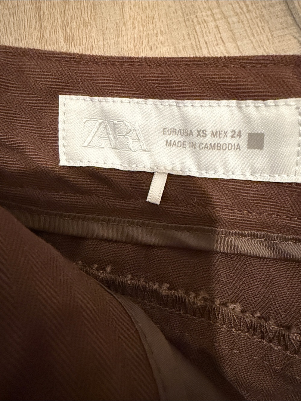 Zara Women's Brown Chino Pants - Picture 3 of 5